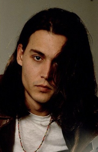  Johnny with long hair♥♥♥