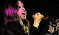 Lisa performing (October,2012) - lisa-marie-presley photo