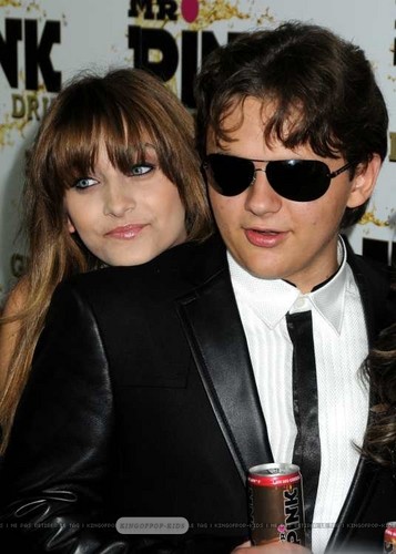  Paris Jackson and her brother Prince Jackson at Mr 담홍색, 핑크 Drink Launch Party ♥♥
