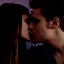  Stefan&Elena in 4x01