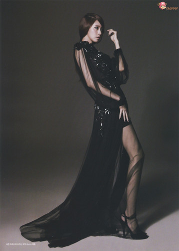  Yoona for October Issue of ‘Harper’s Bazaar’ Magazine