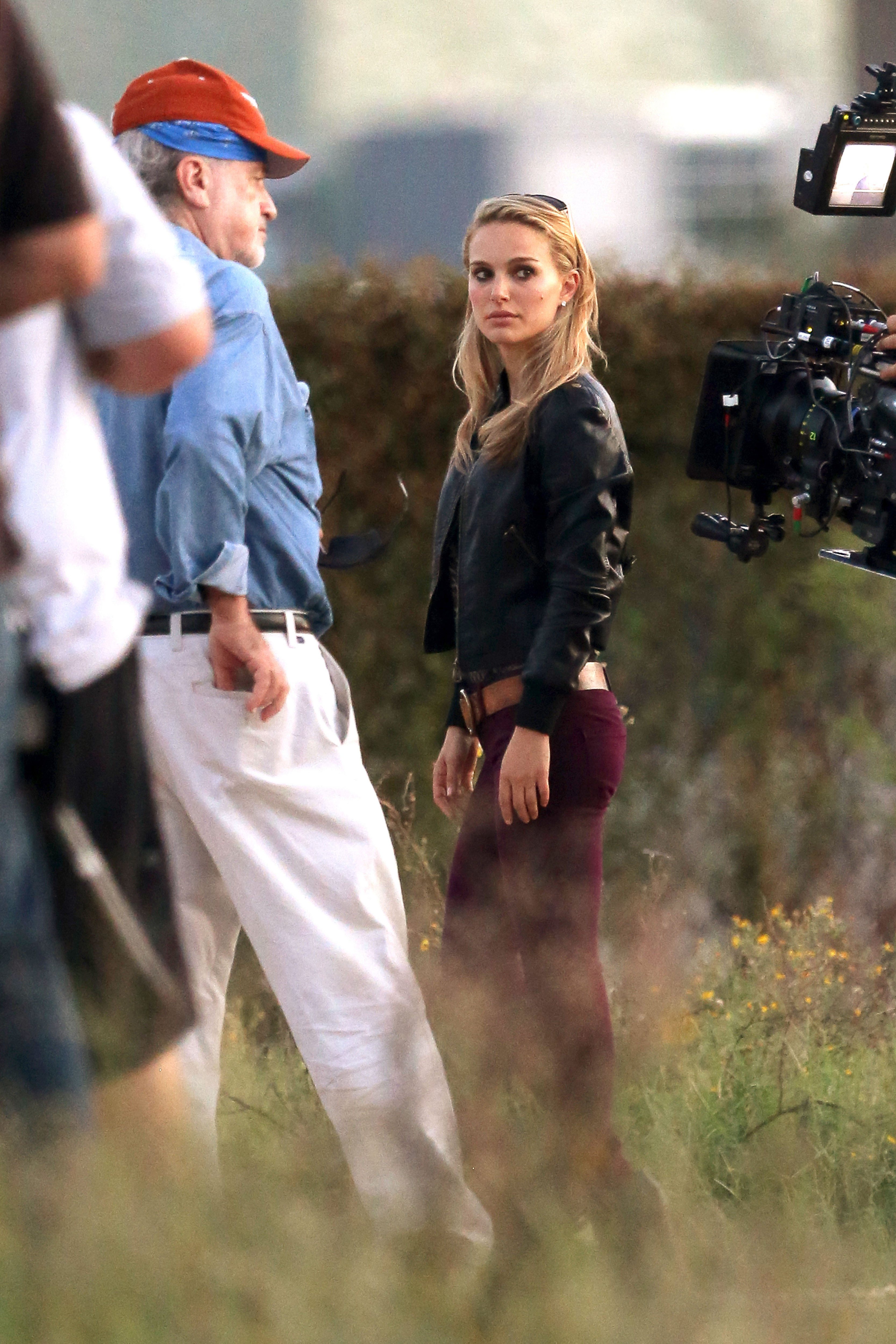Natalie Portman Photo: Filming a scene with Michael Fassbender during a gam...