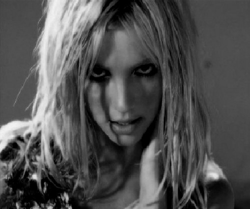  Britney Spears (black and white)