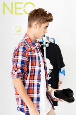 justin: NEO gold shoes adidas - Justin Bieber Photo (32588605) - Fanpop