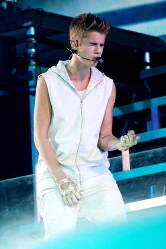  justin in chicago <3
