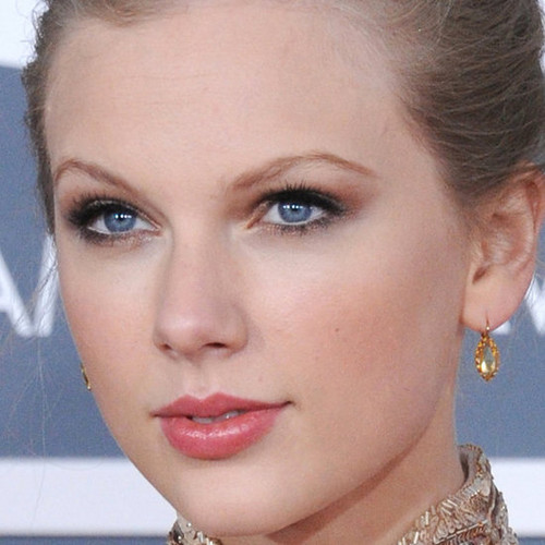 Taylor Swift makeup looks