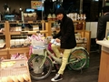 Hyuk opens Bakery shop for his Mom "Tous Les Jours"  - (14 Nov 2012) - super-junior photo