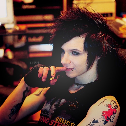 Andy:D