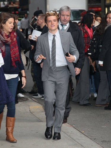  Josh visits "Late Show With David Letterman [HQ]