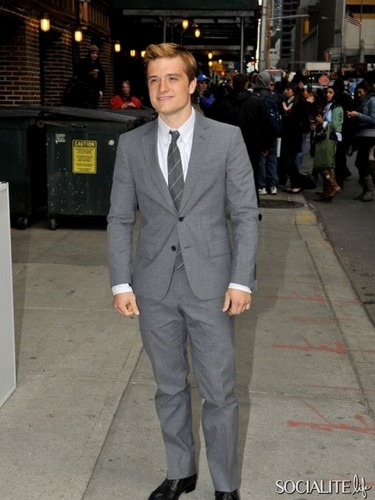  Josh visits "Late mostra With David Letterman