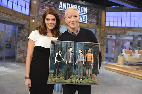  November 20 - On 'Anderson Live' Show, New York