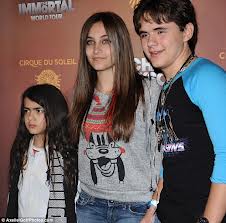  Paris And Her Brothers Attend The Cirque De Soleil Tribute To Their Father, Michael Jackson
