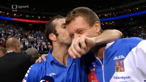 Berdych kiss with Stepanek