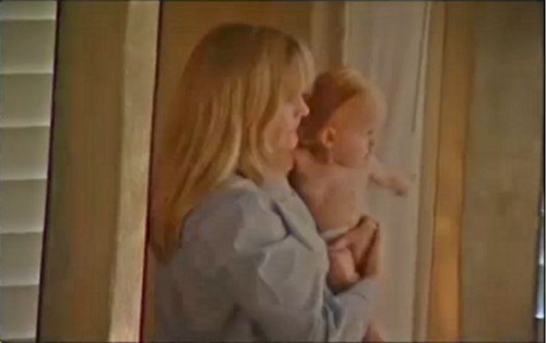  Debbie Rowe with baby Prince