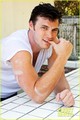 Derek Theler - hottest-actors photo