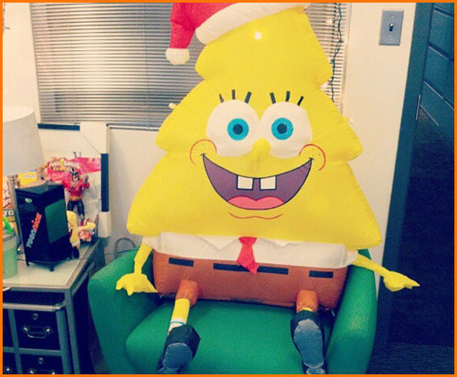  Nickelodeon Decorates For The Holidays