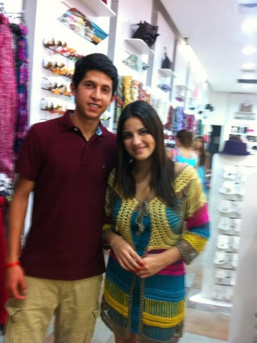 WITH A FAN AT A STORE (DECEMBER 2)