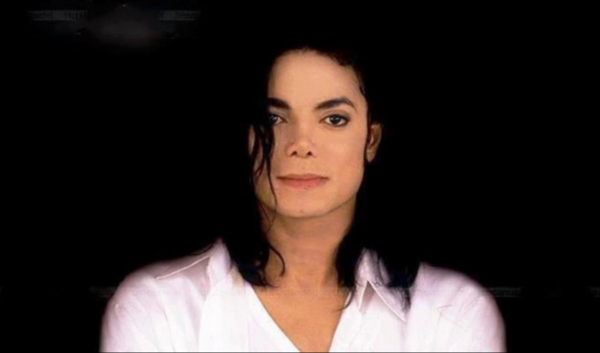You-re-such-an-angel-michael-jackson-33094958-600-353.png