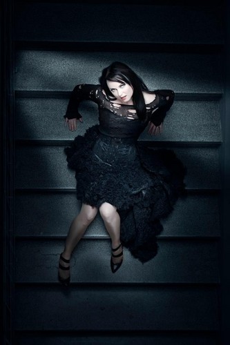  "Dark Sarah" Official Promo Pictures