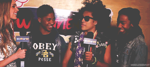  Oh My God & Princeton are Du imaging, to slap someone's arsch LOL!!!!! XD ;D ; { ) ;* <3