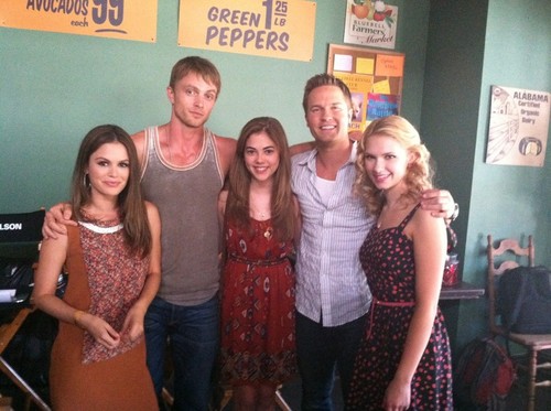  Hart of Dixie > Behind The Scenes