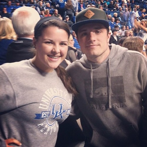  Josh with a 팬 at the UK game tonight