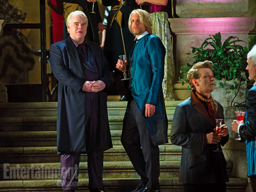 New Catching Fire promotional photo (EW issue)