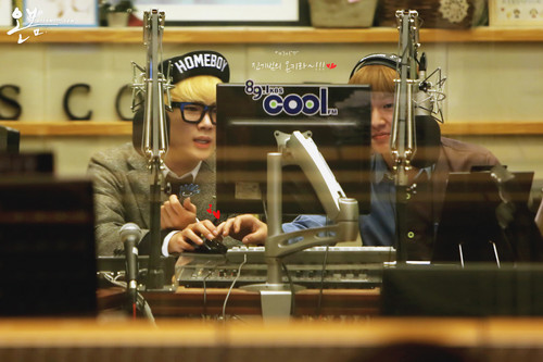  Onew & Key - किस The Radio (1.9.2013)