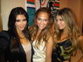 Fergie, Kim Kardashian, Jennifer Lopez [2010] - jennifer-lopez photo