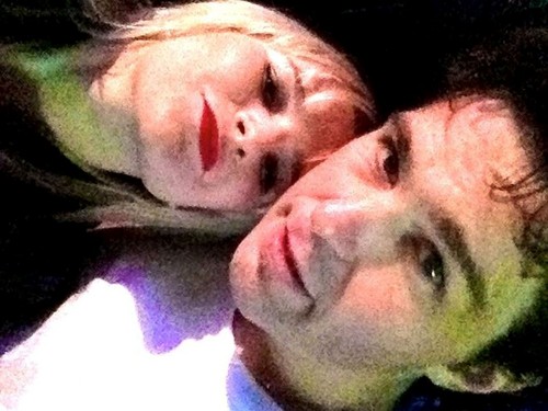 Jagr and girl with red lips
