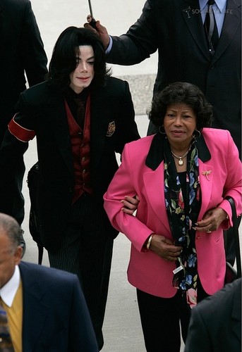  MJ and his mother