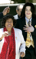MJ and his mother - michael-jackson photo