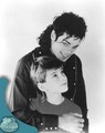 MJ and kids - michael-jackson photo