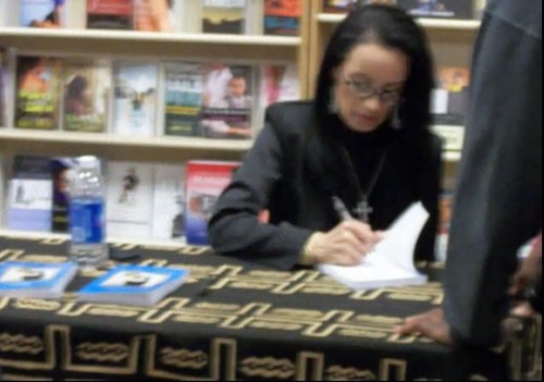  Signing Book