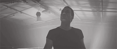 The-Expendables-2-jean-claude-van-damme-33366473-500-209.gif