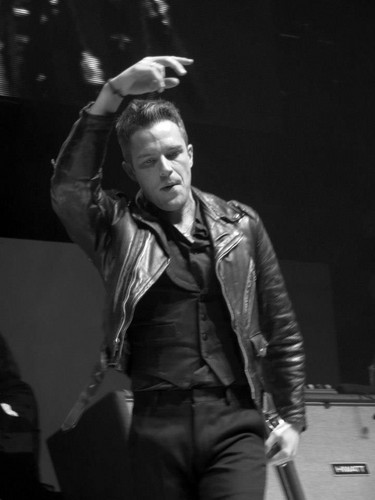  The Killers @ KROQ's Acoustic クリスマス 2012
