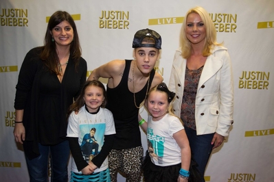  http://www.justinphotos.org/albums/userpics/10001/normal_new_orleans_vip-68.jpg