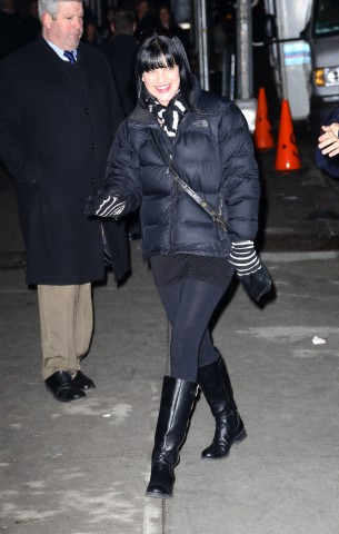  Arriving @ Late tampil With David Letterman - 04/02/2013
