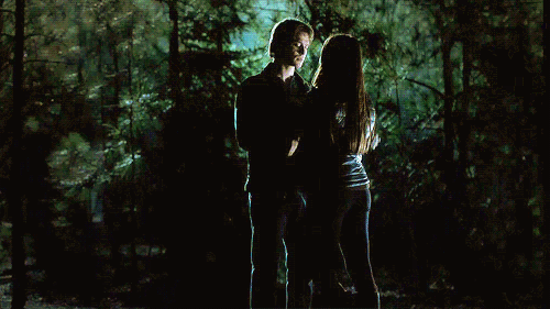  Damon & Elena 4X13 Embrace