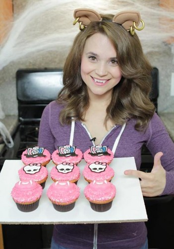 Ro with Monster High cookies