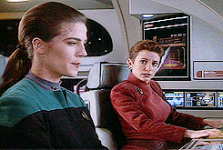  estrela Trek - Deep o espaço Nine