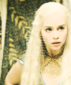  Daenerys Targaryen - daenerys-targaryen fan art