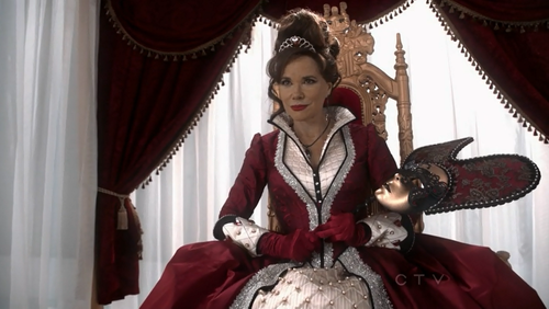  Cora - The queen of Hearts