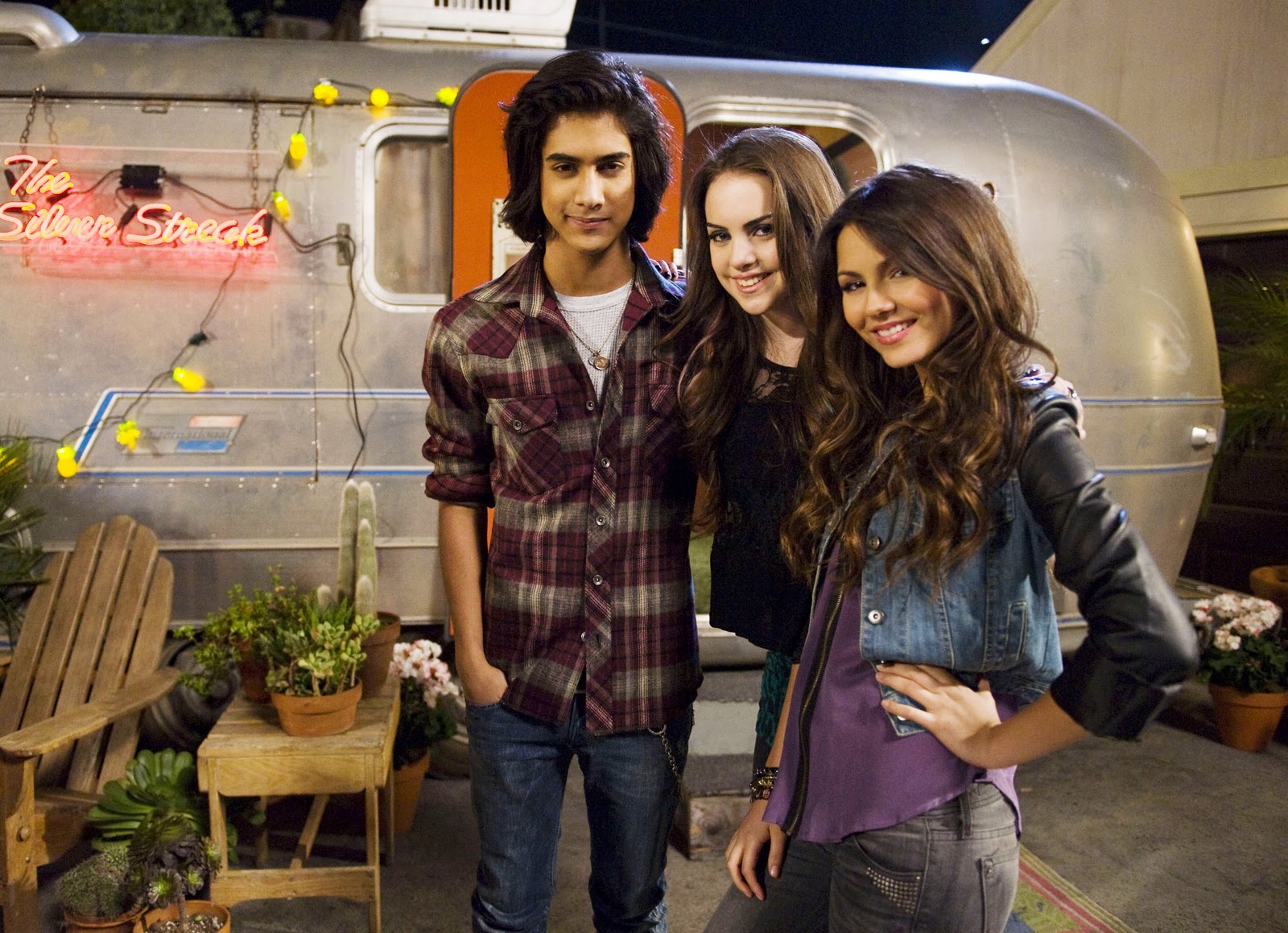 Photo of Jade and Beck and Tori for fans of Jade West. 