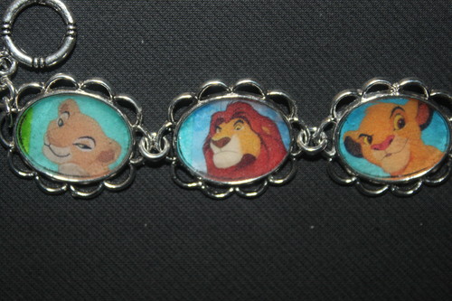  The Lion King bracelet