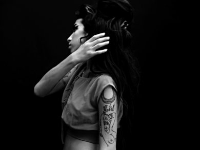 Amy Winehouse Remembered 의해 Ex Dior Homme Designer Hedi Slimane