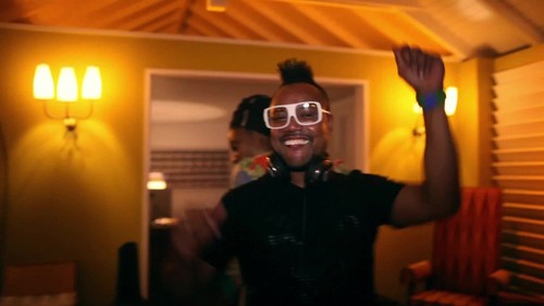  Black Eyed Peas- Dont Stop The Party {Music Video}