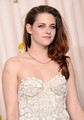 Kristen 2013 Oscars - robert-pattinson-and-kristen-stewart photo