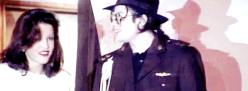  Michael & Lisa Marie arrive in Budapest, August 5, 1994