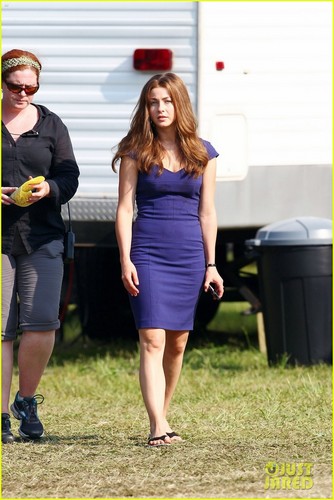  On set of 安全 Haven - 20/06/12
